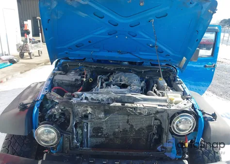 2012 Jeep Wrangler Unlimited Sport z USA, uszkodzony, nr VIN 1C4BJWDG8CL142180